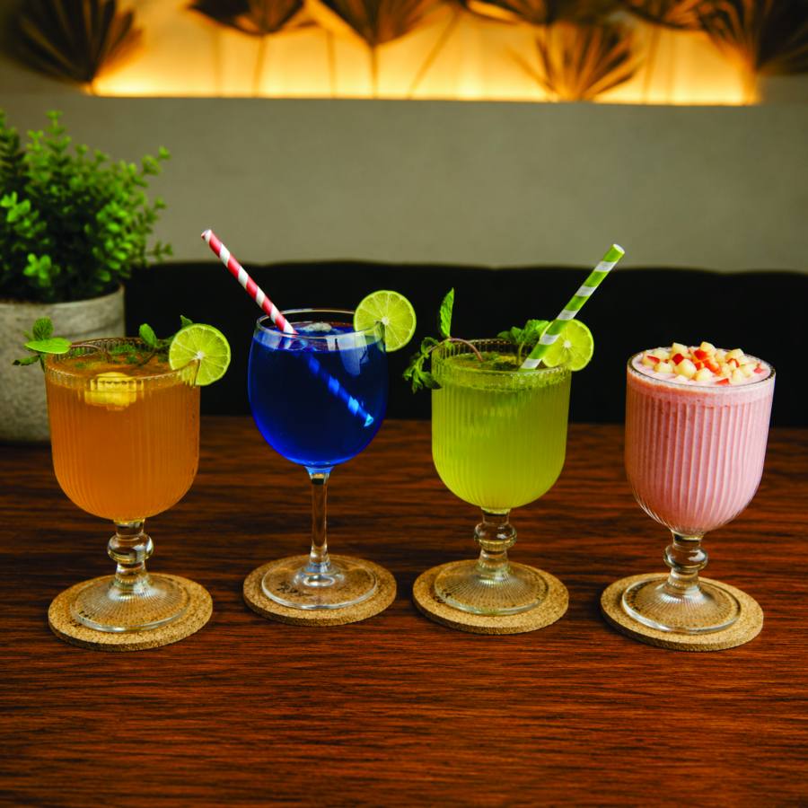 Pizzano Colorful Drinks